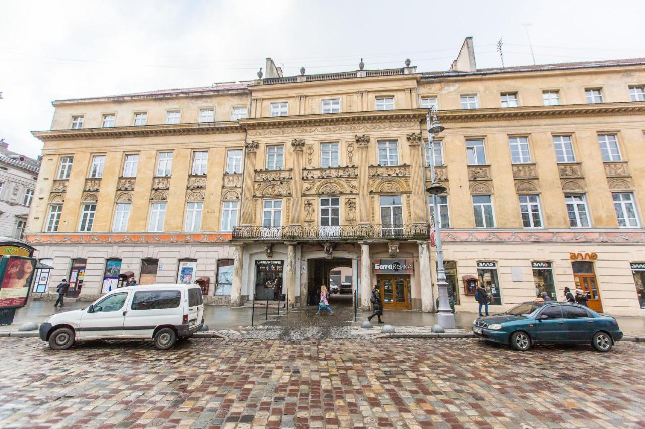 Квартира Подобово В Центрі На Вулиці Проспект Свободи 7 Lviv Exterior photo